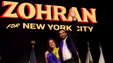 Zohran Mamdani dan Ibunya, Mira Nair