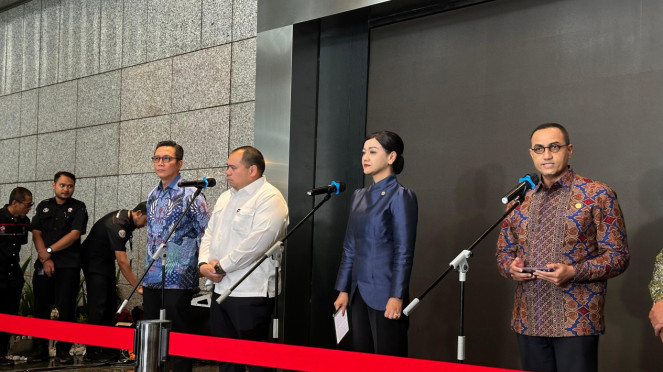 Konferensi pers OJK dan SRO usai menggelar pertemuan virtual dengan MSCI