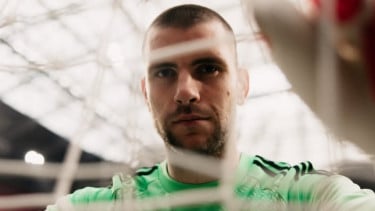 Maarten Paes resmi berlabuh di Ajax Amsterda
