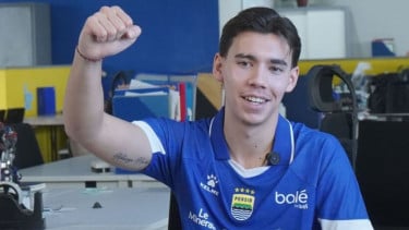 Bek Persib Bandung, Dion Markx
