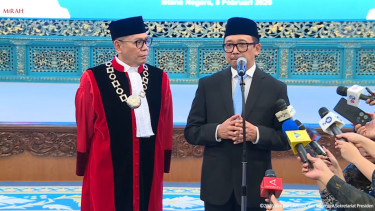 Wakil Menteri Keuangan (Wamenkeu) Juda Agung (kanan)