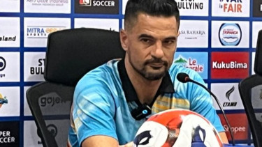 Pelatih Persita Tangerang, Carlos Pena