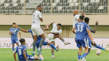 PSM Makassar vs PSBS Biak Super League pekan ke-20