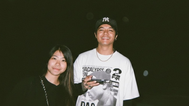 Reza Arap dan asisten pribadinya, Cynthia.