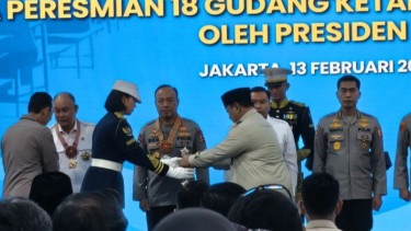 Prabowo Anugerahi Bintang Jasa Utama ke Kepala BGN
