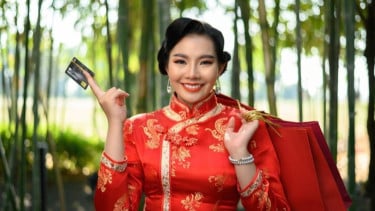 Ilustrasi belanja saat Imlek