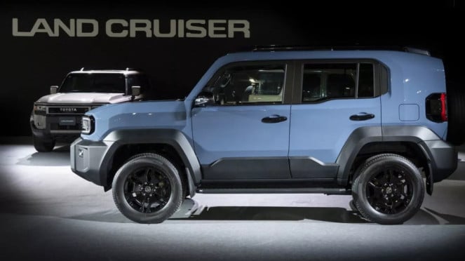 Mobil Toyota  Land Cruiser FJ 2026