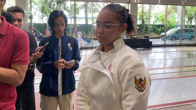 Atlet anggar junior Indonesia, Jessica Emilia