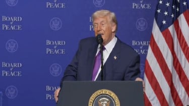 Presiden AS Donald Trump memimpin pertemuan Board of Peace, Kamis 19/2