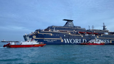 Kebakaran di kapal pesiar World Legacy di perairan Singapura pada 20 Februari 2026