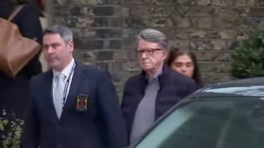 Mantan duta besar Inggris untuk Amerika Serikat, Peter Mandelson ditangkap