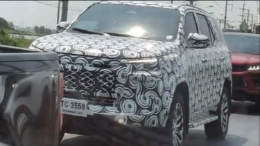 Toyota Fortuner Baru Tertangkap Kamera