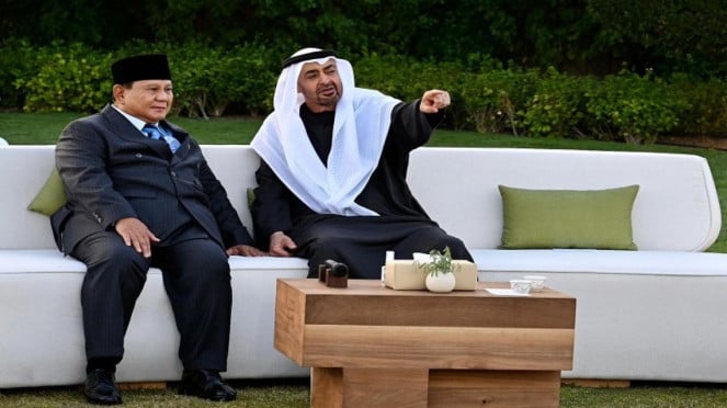Presiden UAE Sheikh Mohammed bin Zayed Al Nahyan menjamu Presiden Prabowo di Qasr Al Bahr, Abu Dhabi