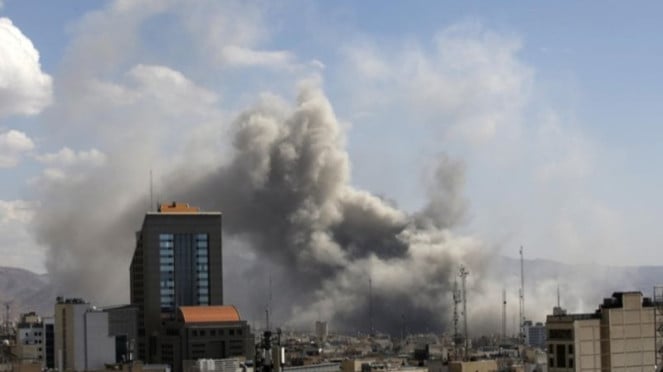 Serangan Amerika Serikat dan Israel ke wilayah pemukiman penduduk Iran