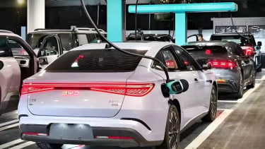 Pengisian Mobil Listrik Baru BYD