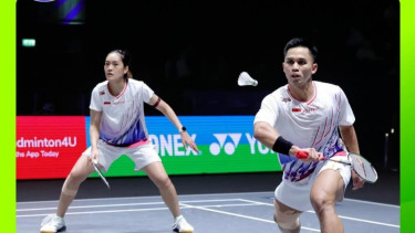 Ganda campuran Indonesia Amri Syahnawi/Nita Violina Marwah