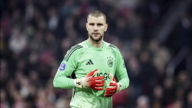 Maarten Paes di Ajax Amsterdam