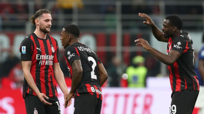 Pervis Estupinan usai jebol gawang Inter Milan yang dijaga Yann Sommer