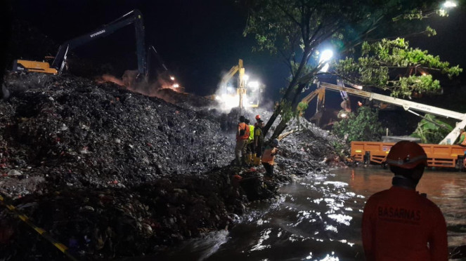 Longsor Sampah di Bantargebang