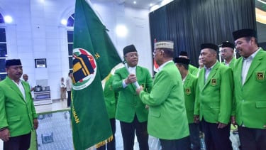 Ketua Umum DPP PPP Muhamad Mardiono melantik pengurus DPW PPP Gorontalo