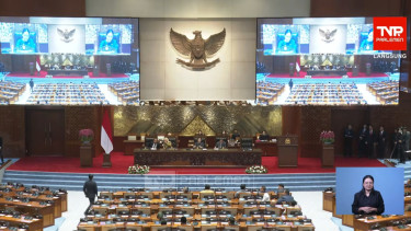 Rapat paripurna DPR ke-16 masa sidang IV tahun sidang 2025-2026