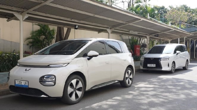 Pameran Wuling di Summarecon Mal