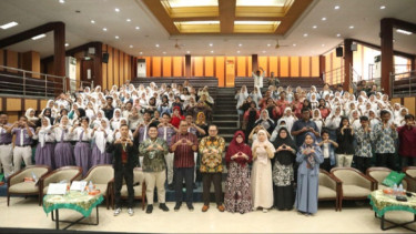 Kampus Binawan Gelar Sosialiasi dengan Komisi XI