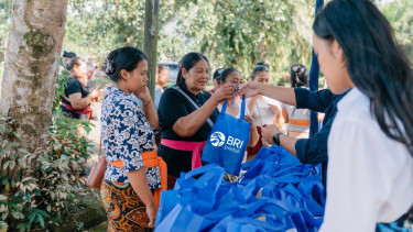 BRI Peduli salurkan 2.000 paket sembako di Bali