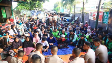 Taruna Akpol kenalkan 110 ke masyarakat di jalur mudik