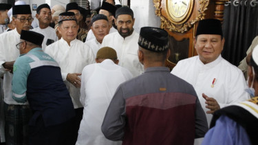 Kasatgas PRR Tito Karnavian bersama Presiden Prabowo Subianto