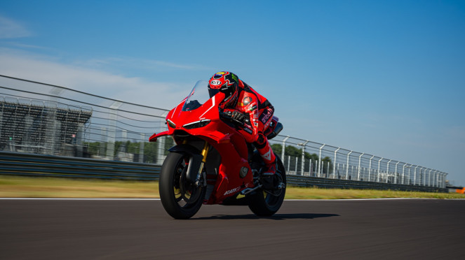 Ducati Panigale V4 R