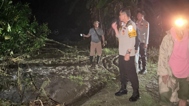 Banjir-Tanah Longsor di Manduriang