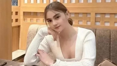 Selebgram Tri Indah R