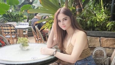 Selebgram Tri Indah R.