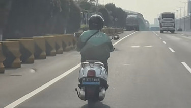 Ojol masuk tol