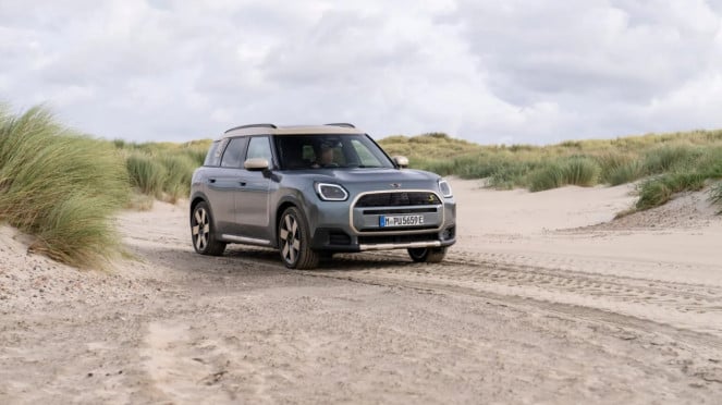 Mobil Mini Countryman Terbaru