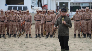 Wamendagri Bima Arya Sugiarto jadi pembina apel penerimaan Satuan Praja Pratama (praja tingkat satu) di Aceh Tamiang