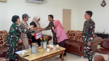 Polemik dugaan utang piutang yang menyeret personel Lakesla TNI AL dengan warga akhirnya berujung damai