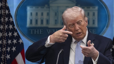 Presiden AS Donald Trump dalam Press Conference, Senin 6 April