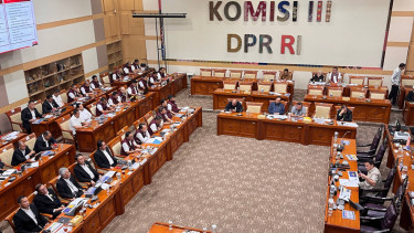 Komisi III DPR menggelar rapat bersama Badan Narkotika Nasional (BNN)