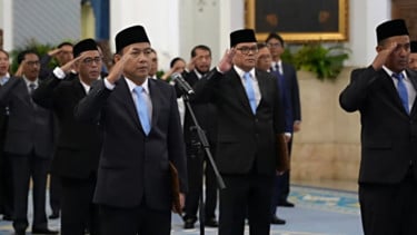 Pengucapan sumpah Hakim MK dan Ombudsman