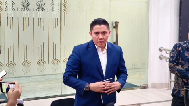 Sekretaris Kabinet (Seskab), Teddy Indra Wijaya