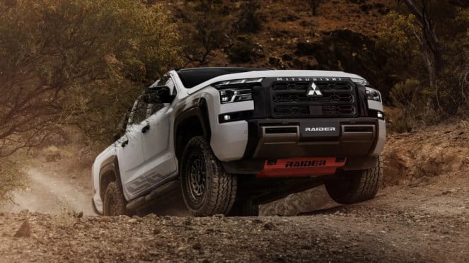 Mobil Mitsubishi Triton Raider Terbaru