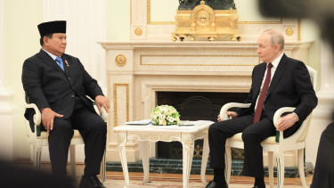 Presiden RI Prabowo Subianto dan Presiden Rusia Vladimir Putin di Istana Kremlin, Moskow