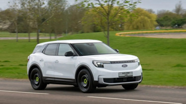 Mobil Ford Explorer EV
