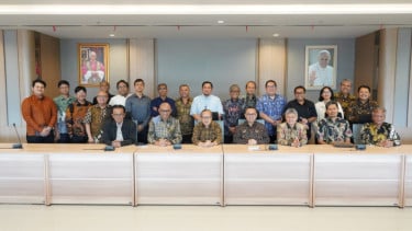 Lintas Generasi Kunjungi Pimpinan KWI