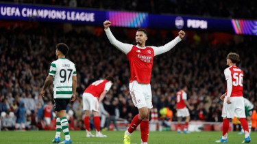 Pemain Arsenal William Saliba