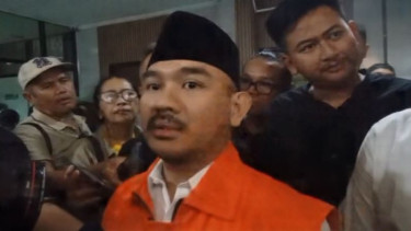 Bupati Bekasi nonaktif Ade Kuswara Kunang