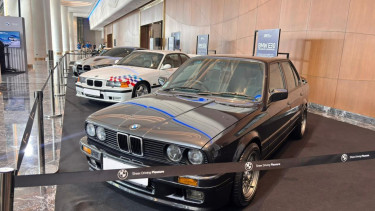 Acara BMW Group Festival of JOY