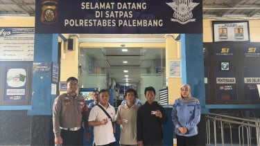Empat atlet disabilitas mendapatkan SIM D gratis dari Polrestabes Palembang